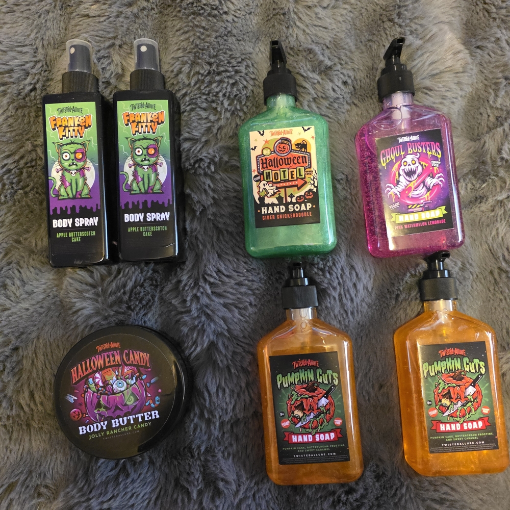 Twisted Allure Lot